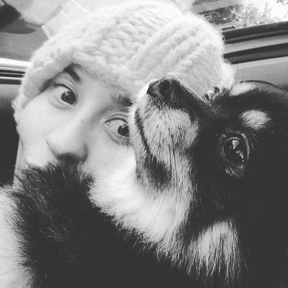 Meet your Posher, Elle - Picture 1 of 1